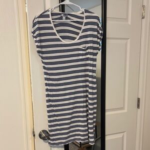 Old Navy Blue and White Mini Dress with Scoop Neck and Raglan Sleeves